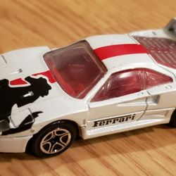 Vintage Matchbox 1988 White Ferrari F40 1/59 Diecast

