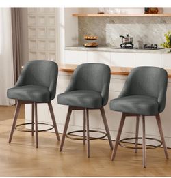 Set of 4 counter barstools new in box!