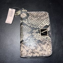 VS Mini Wallet . Never Used .