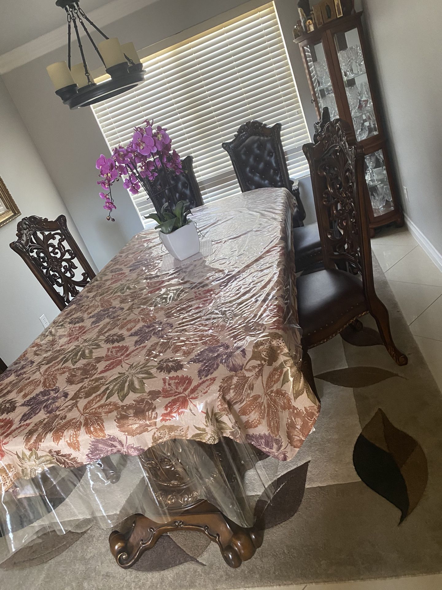 Dining table with 6 chairs