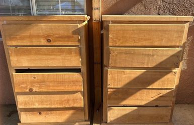 2 dressers