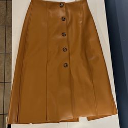 Banana Republic Size 8 Color tan Brown Vegan Leather MIDI Skirt Brand New  With Tags