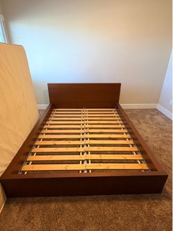 🔥 FREE MATTRESS INCLUDED! Modern Queen Platform Bed 🔥