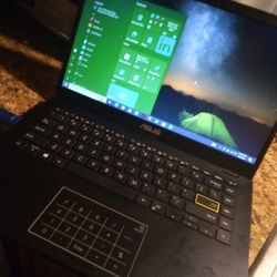 Asus Laptop 14in