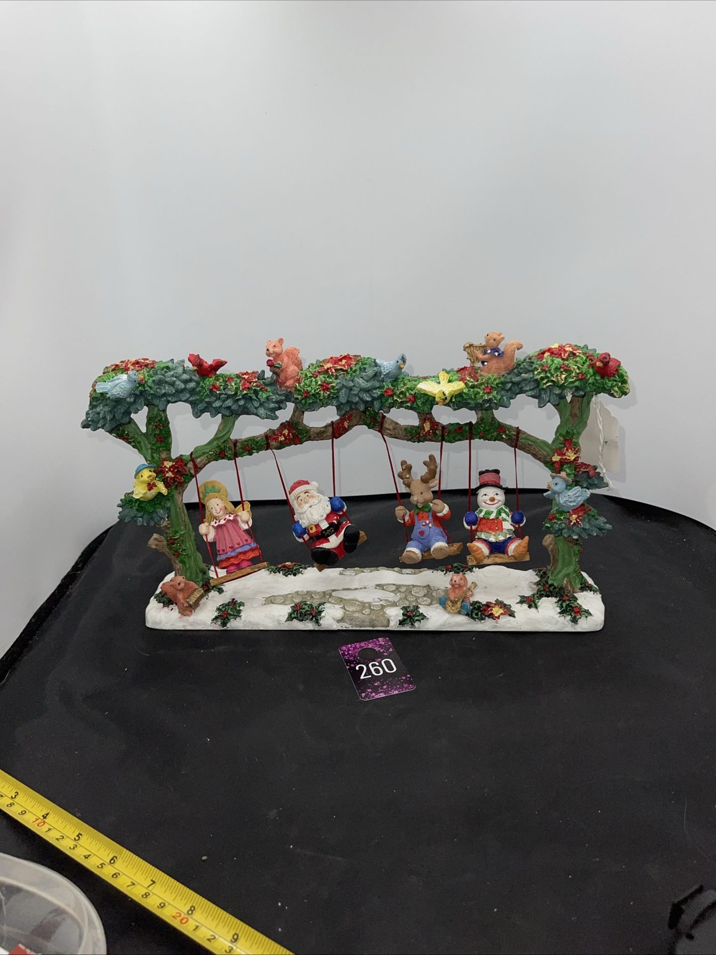 VNTG Swinging Christmas Figures
