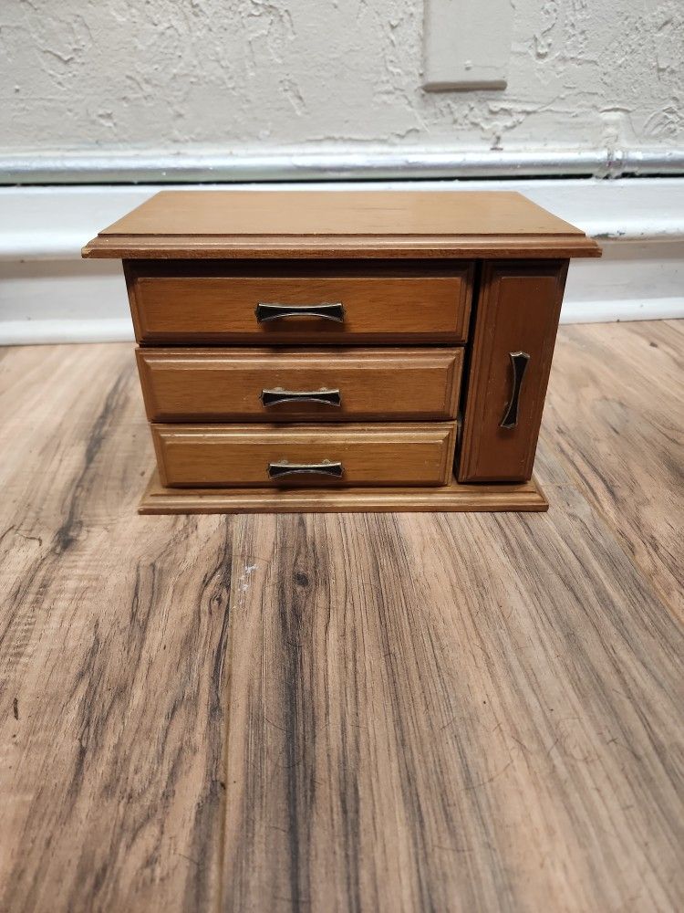 Wood Jewelry Box