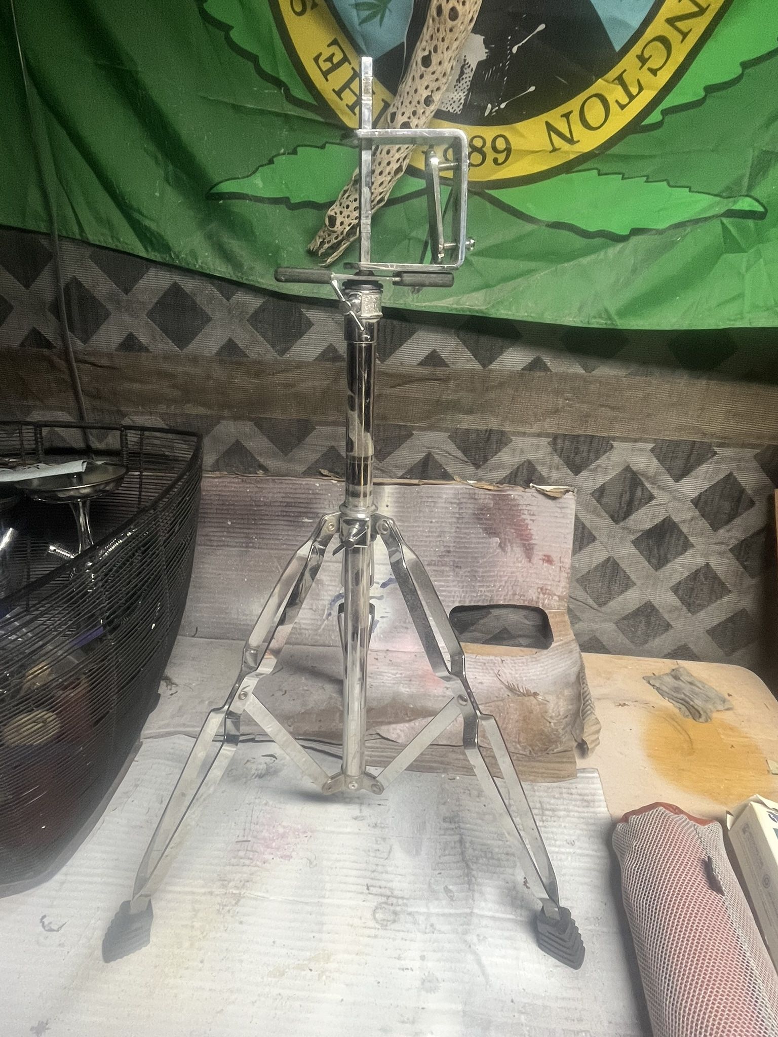 Bongo Stand