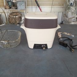 Vintage Oster "Lil Fritter" Personal Electric Deep Fryer. (Clean) L@@K!!!