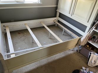 Full-Size Bedframe, Antique White With Matching Mare