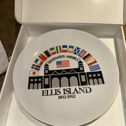 ViLLEROY & BOCH 1992 Ellis Island New York Ceramic Plate Destination America  NB