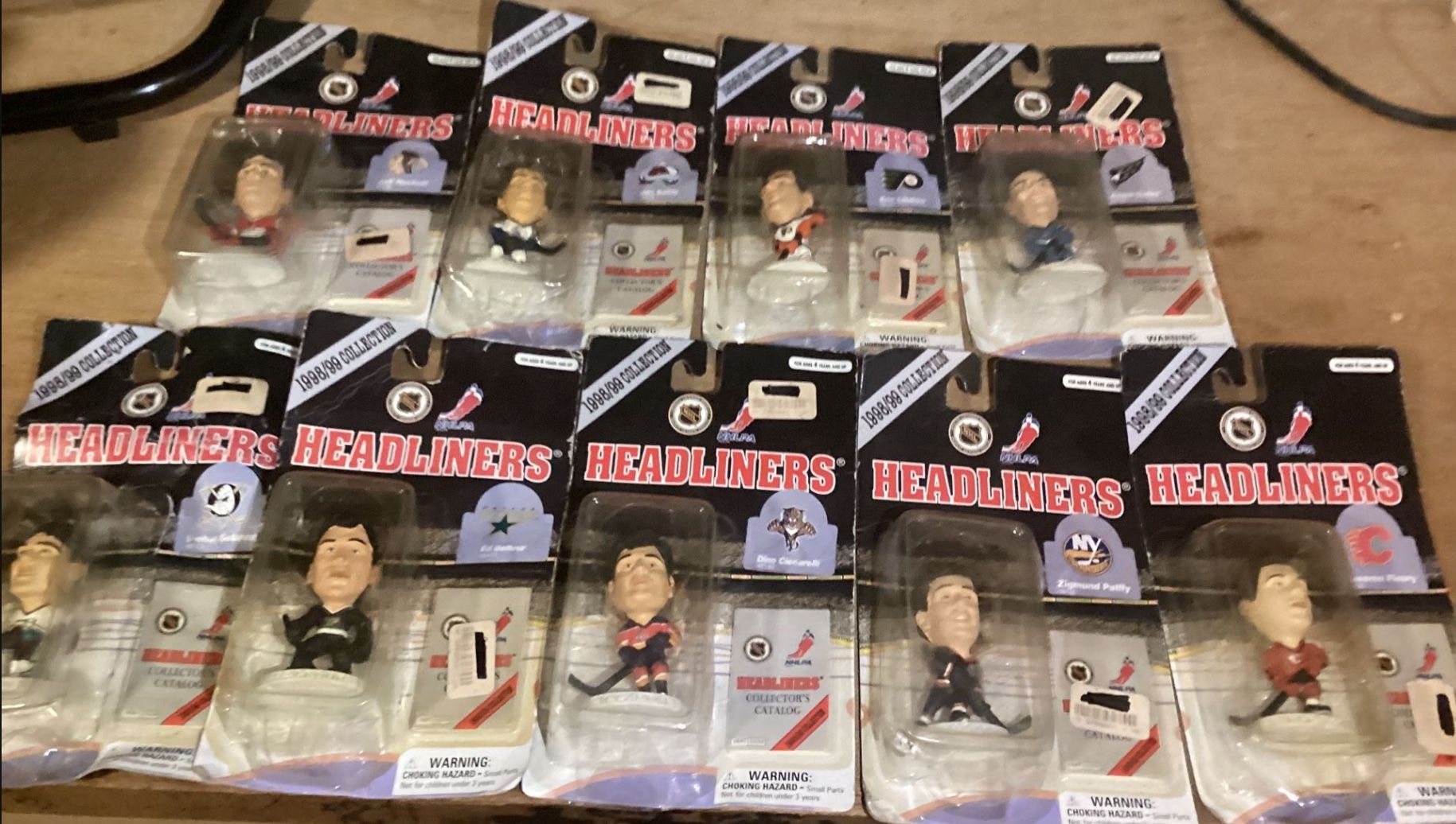 9 1998-99 NHL Headliners toys sakic,Hackett,belfour,Selanne,Lindros,and more Joe sakic Jeff Hackett Eric Lindros Adam Oates Teemu Selanne Ed belfo