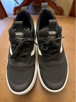 Vans UltraRange Rapidweld Men’s 7.5 Women’s 9