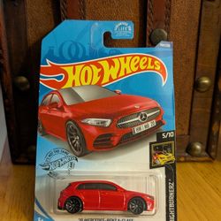 Hot Wheels 19 MERCEDES - BENZ A - CLASS 