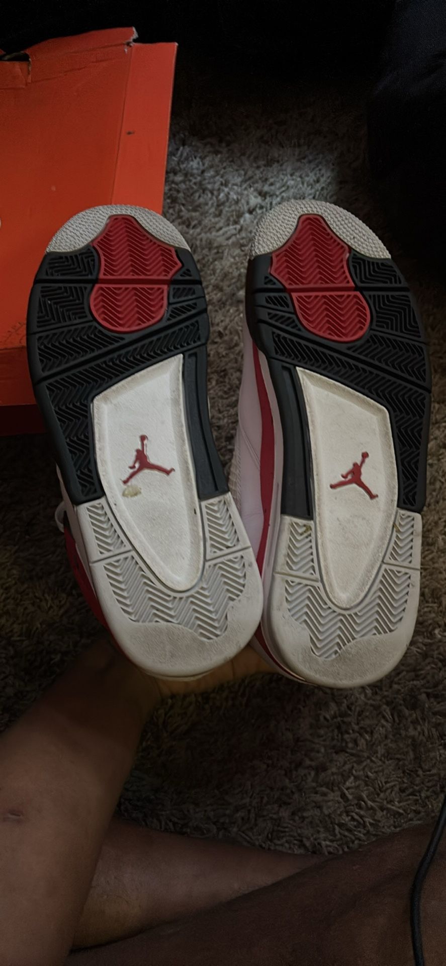 Jordan 4 Retro