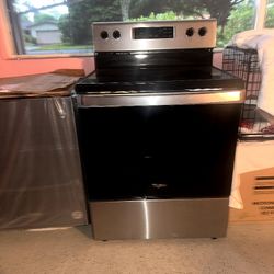 BRAND NEW Whirlpool Stove 