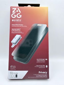 ZAGG Glass Elite Privacy for iPhone 17 Pro Max