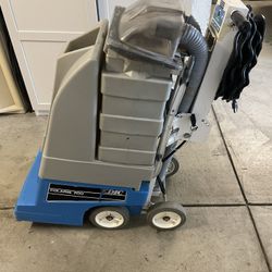 Polaris 700 Carpet Cleaning Machine 