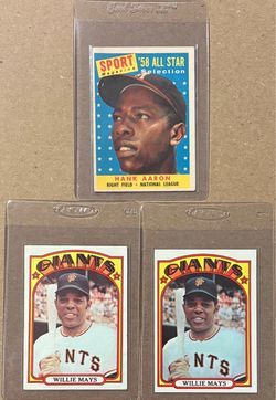 Hank Aaron & Willie Mays Vintage Baseball Cards Lot