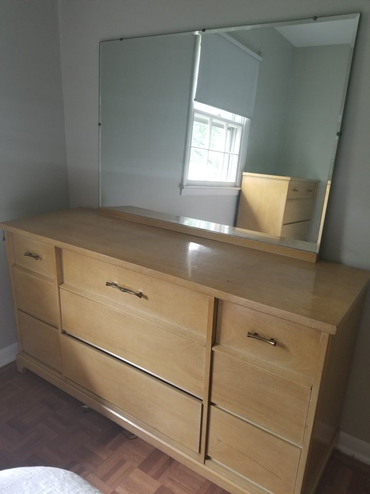 Mid century modern bedroom set