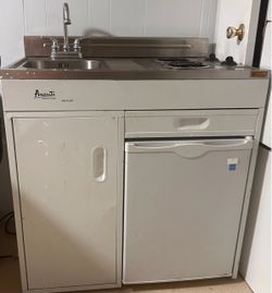 Avanti Kitchenette