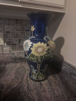 Decorative ceramic Vase