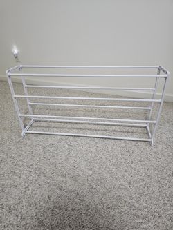 Shoe rack, new 