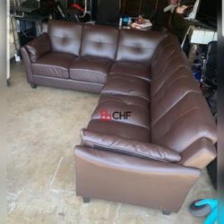 Beautiful livingroom sectional sofa | 104" × 82" × 33" H