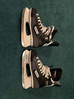 Men’s Bauer Hockey Skates Size 10
