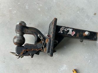 Combo pintle hitch with 2 5/16" ball hitch