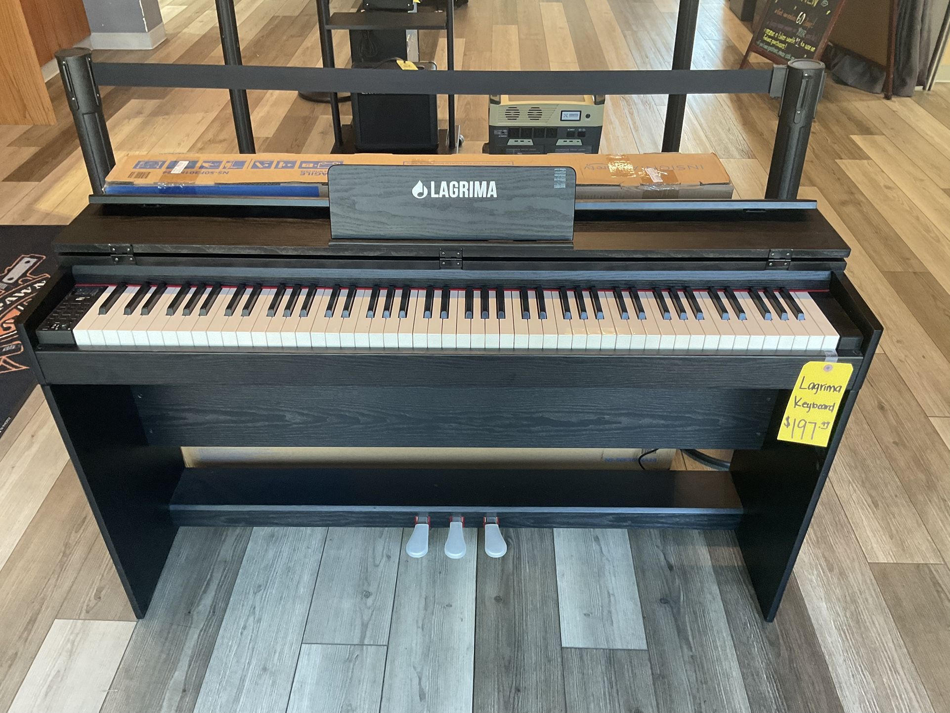 Lagrima Keyboard