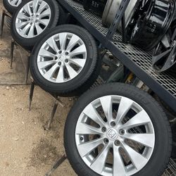 Nice Set Of Honda Accord Wheels And Tires $800