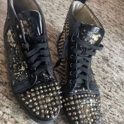 12.5 Christian Louboutin LOU SPIKES FLAT PAT/ High Top Sneakers Black/Gold