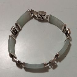 Vintage Sterling Silver And Jade Bracelet 