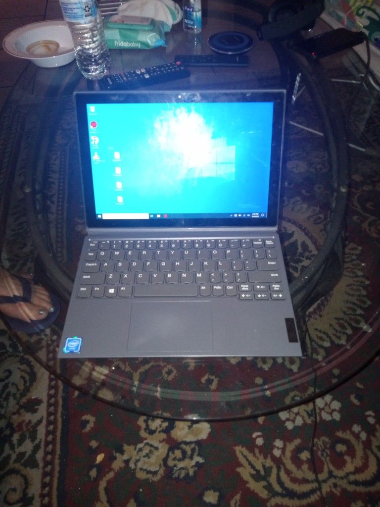 Windows 10 2 In 1 Tablet