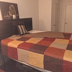 Queen Size Bedroom Set