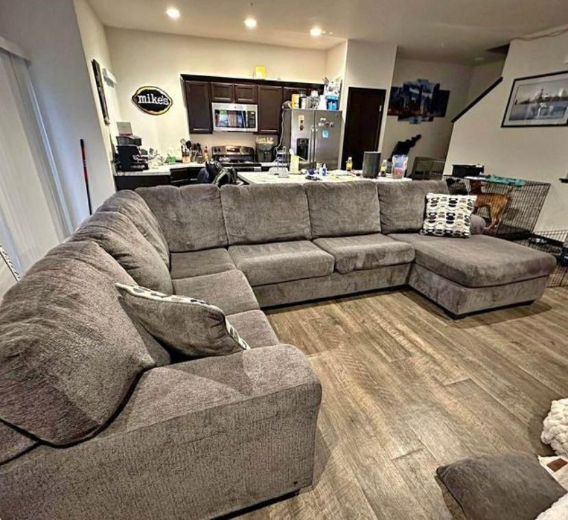 Sectional Couch