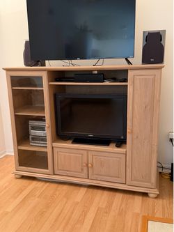 Solid Wood Media Console / Entertainment Center – 65"