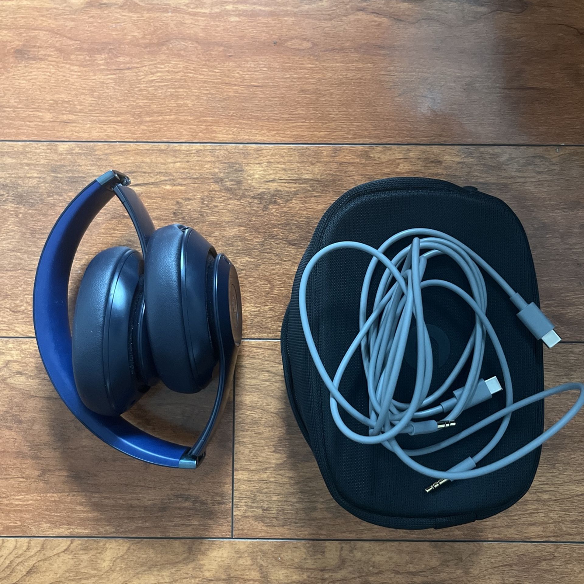 Beats Studio Pro Blue 