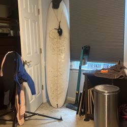 Surfboard 7’2”
