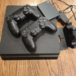 Ps4 Slim 1Tb With Games