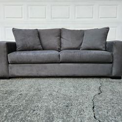 Room and Board Sofa / Couch $1000 Off Retail