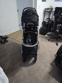 Baby Stroller Only 3 Time Use Have New One