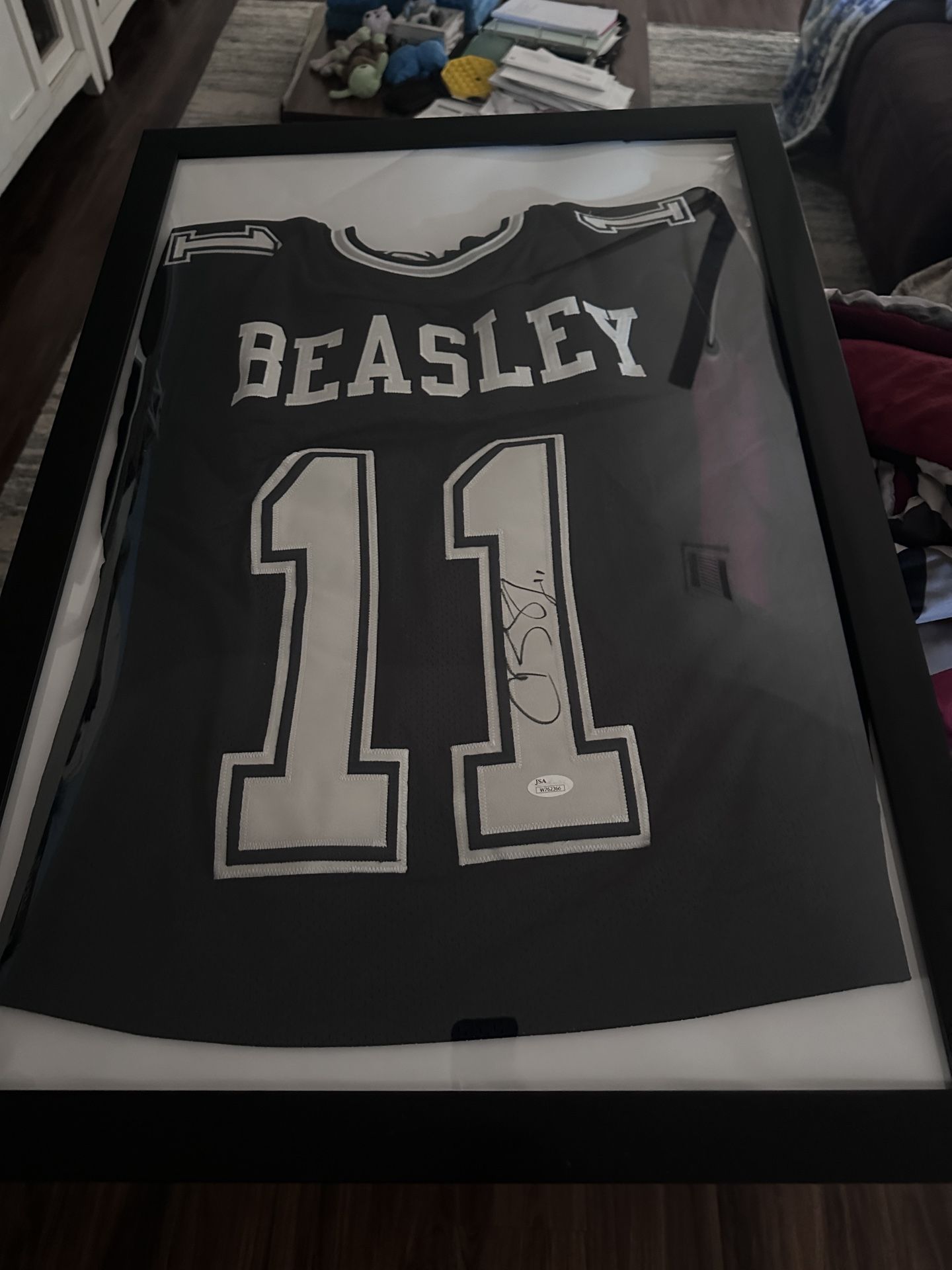 Cole Beasley sign jersey