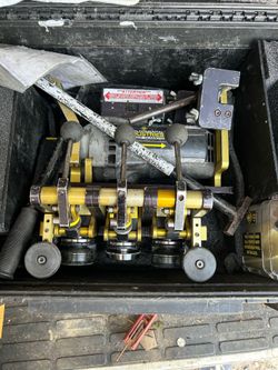 Roof Seamer