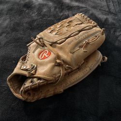 Rawling Baseball Glove
