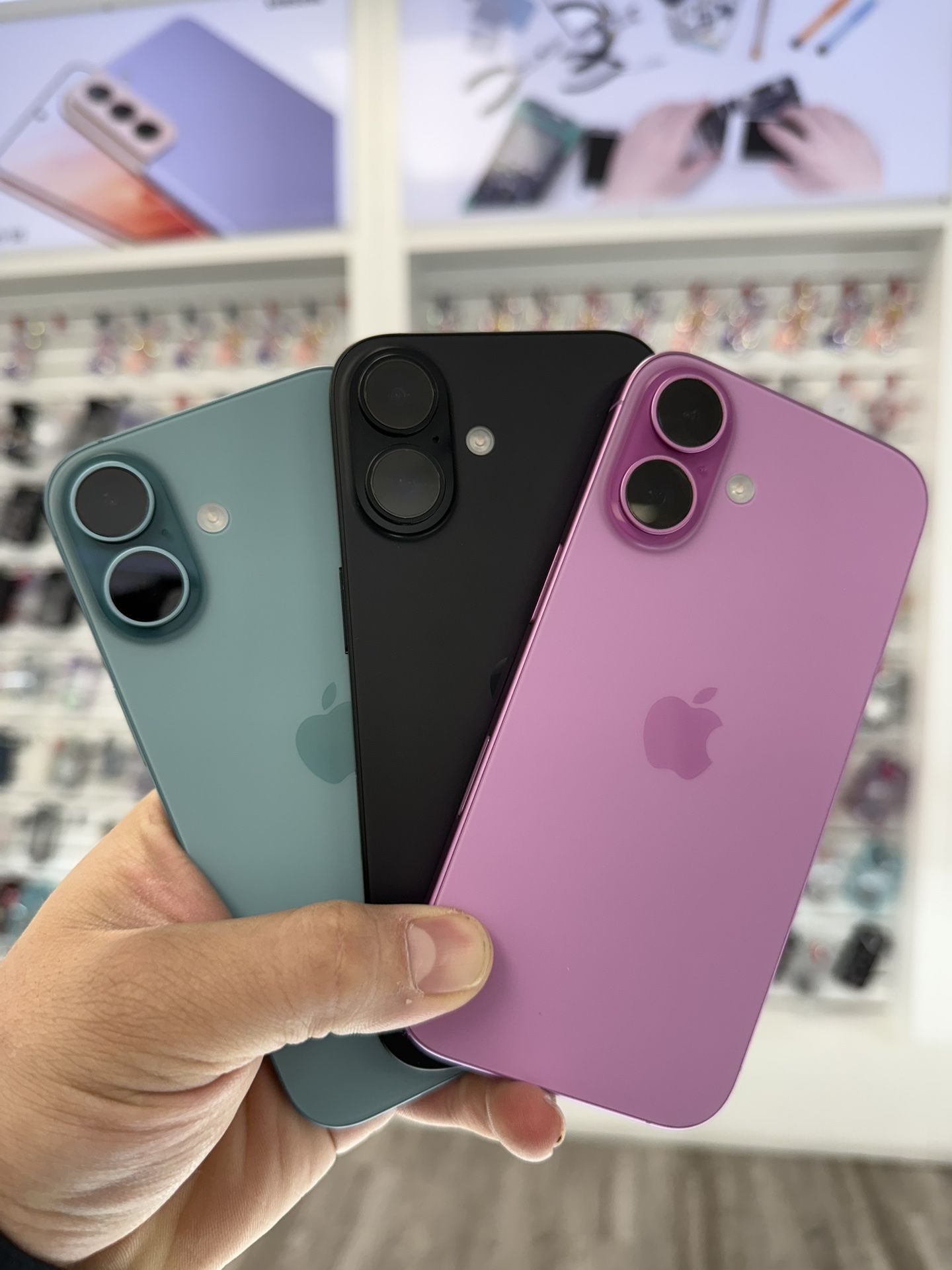 iPhone 16 Unlocked