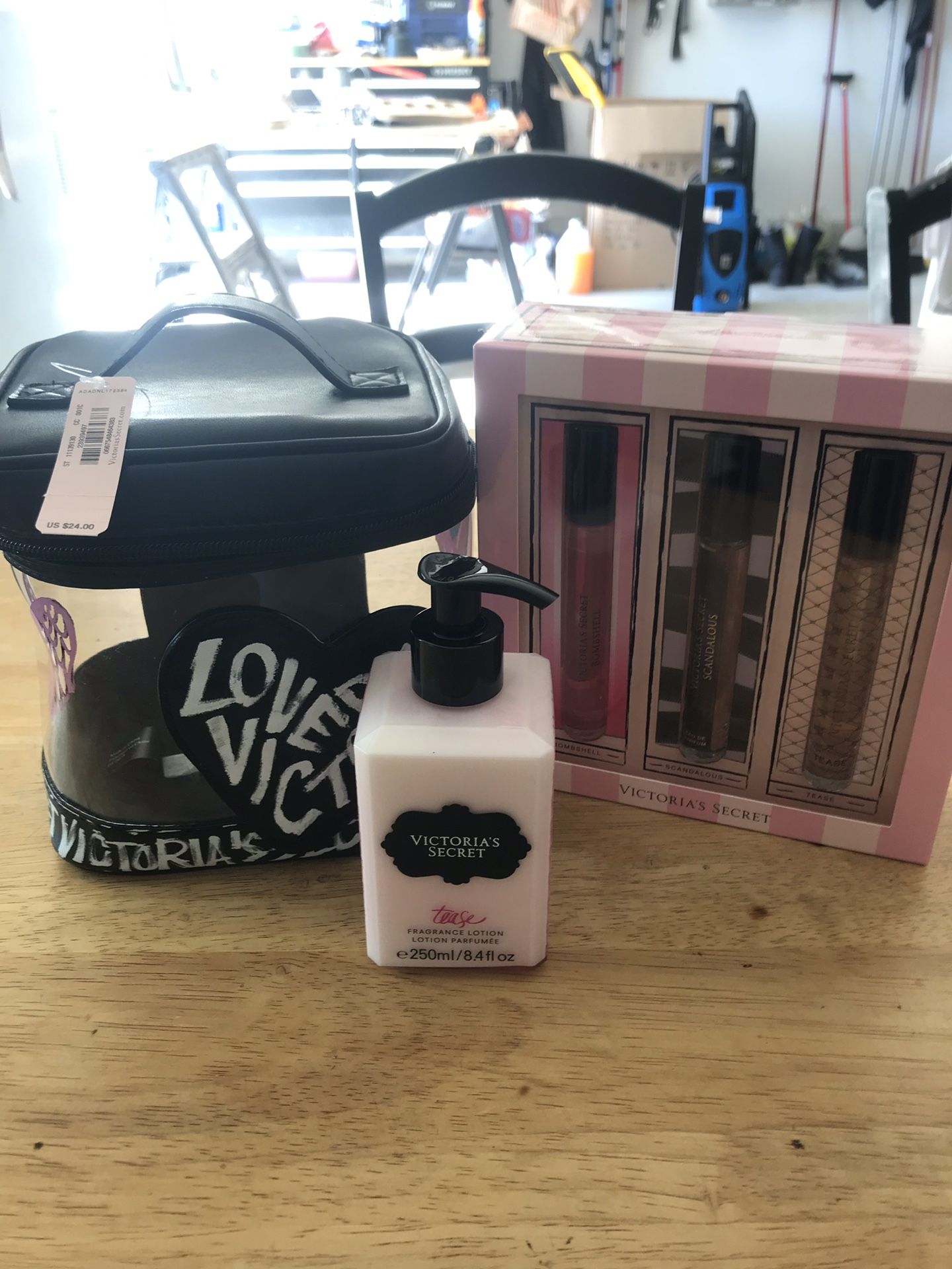 Victoria Secret Weekender 3 Piece Gift Set