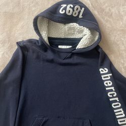 Sweater Size 15/16