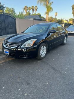 2012 Nissan Altima 2.5 sedan
