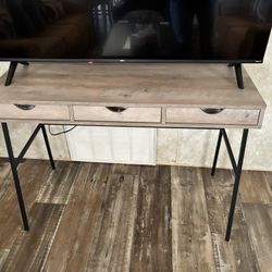 Desk/ TV Stand